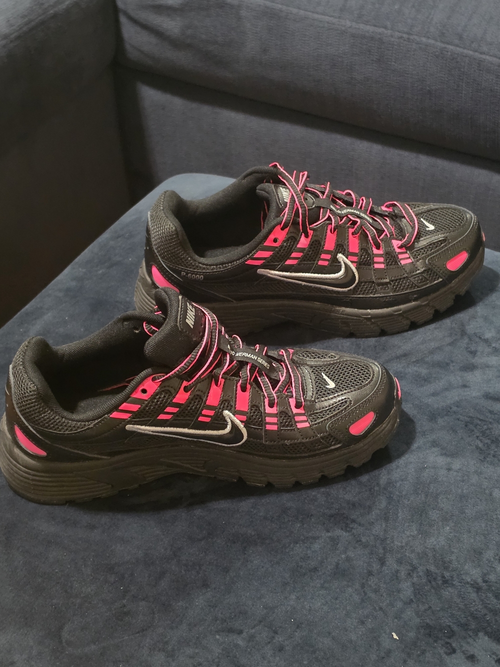 Nike P-6000 Black Hot Pink Bowerman Series Sneakers Size 6Y  NWOT